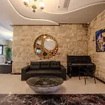 Atrium *