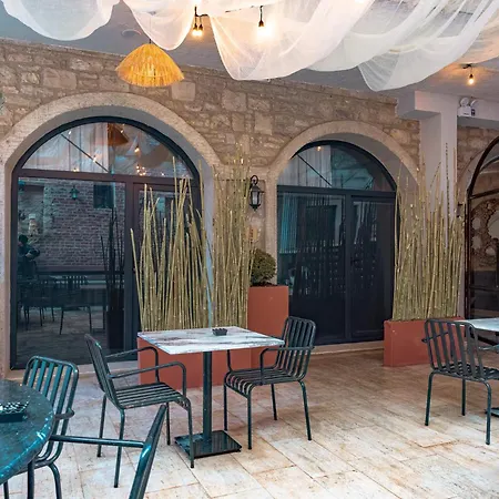 Atrium * Urla