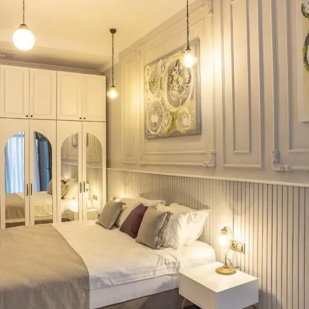 Atrium * Urla
